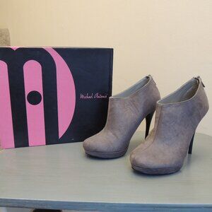 Michael Antonio McKey Grey Suede Platform Ankle Booties Heels Size 8